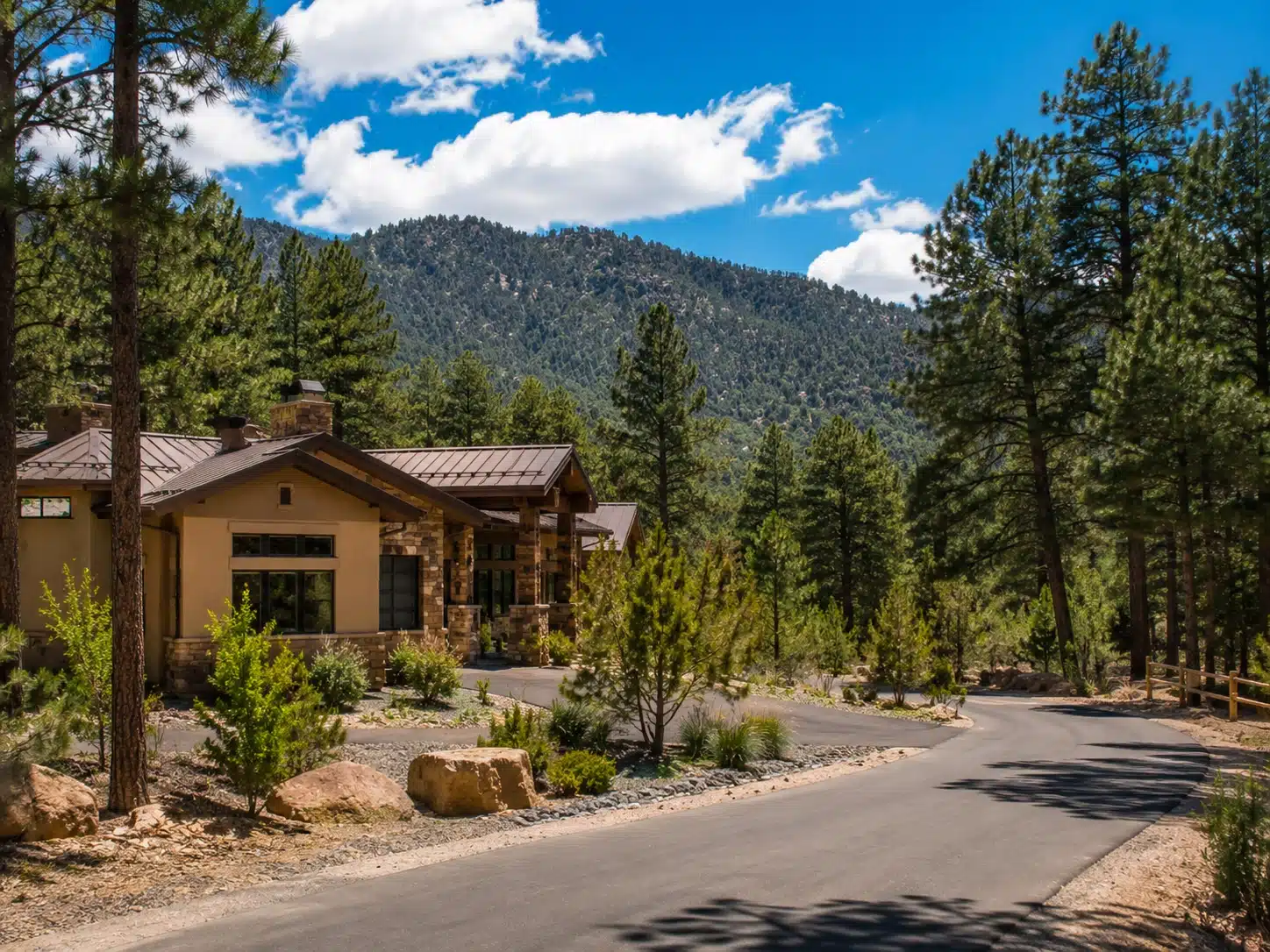 Wooded mountain home in Tijeras NM for families making a PCS to Kirtland