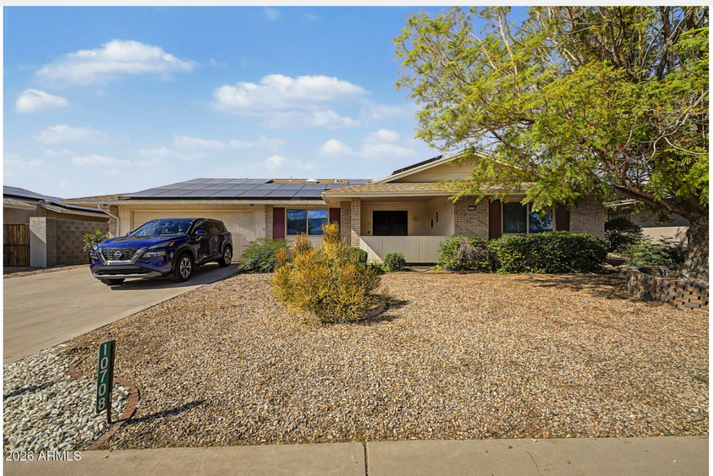 Home at 10708 W Camelot Circle, Sun City, AZ 85351